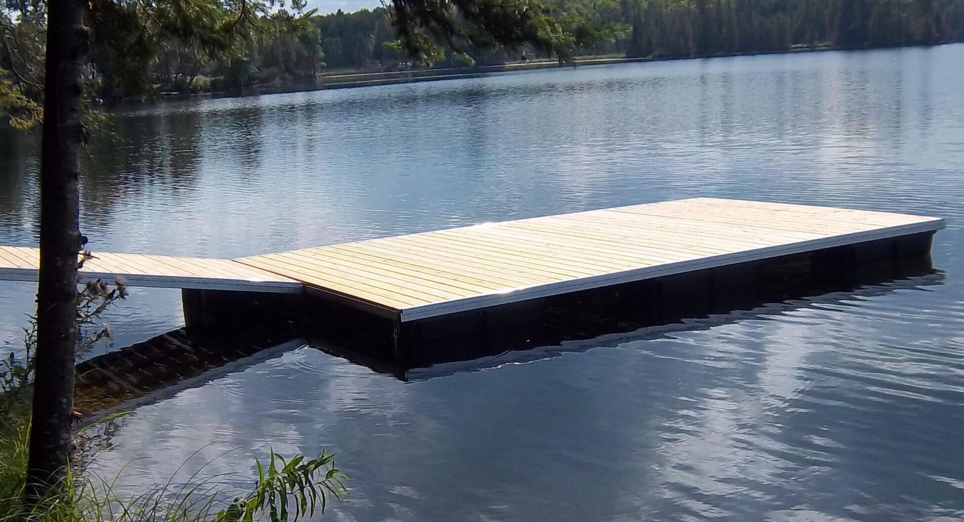 SERIES I FLOATING DOCKS Dockmaster InstantDeck Benchmaster